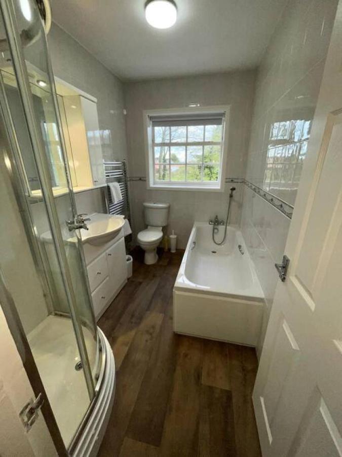 Lydney House Swaffham Sleeps 22 Villa Bagian luar foto