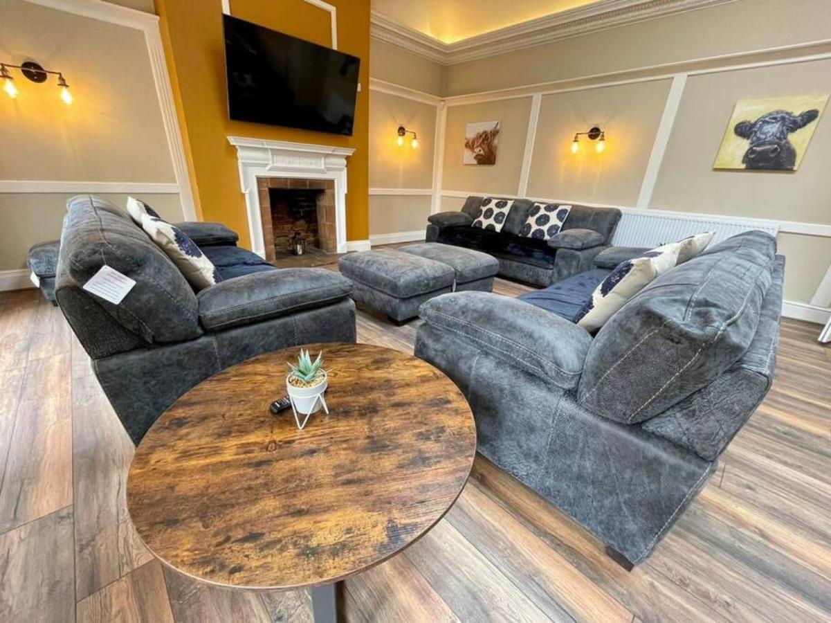 Lydney House Swaffham Sleeps 22 Villa Bagian luar foto